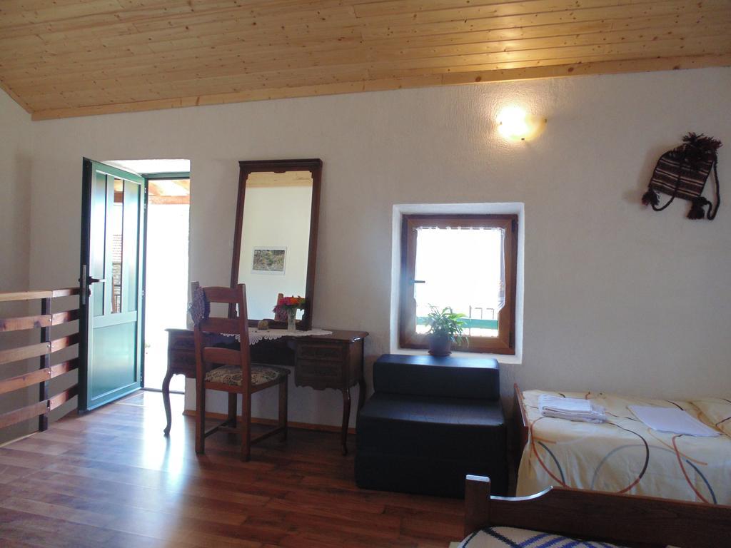 Holiday Home Paklenica Starigrad Paklenica Dış mekan fotoğraf