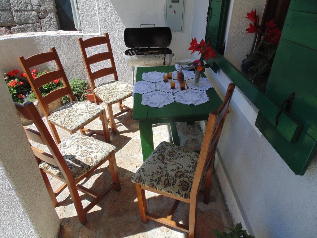 Holiday Home Paklenica Starigrad Paklenica Dış mekan fotoğraf
