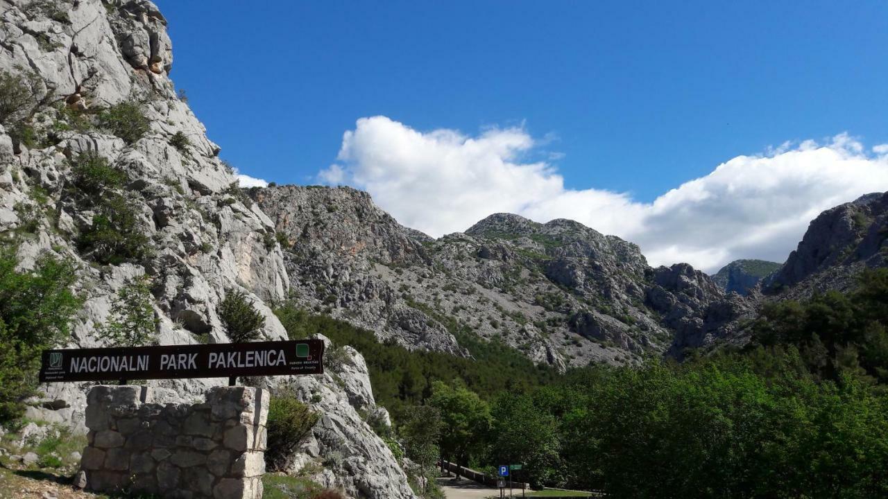 Holiday Home Paklenica Starigrad Paklenica Dış mekan fotoğraf