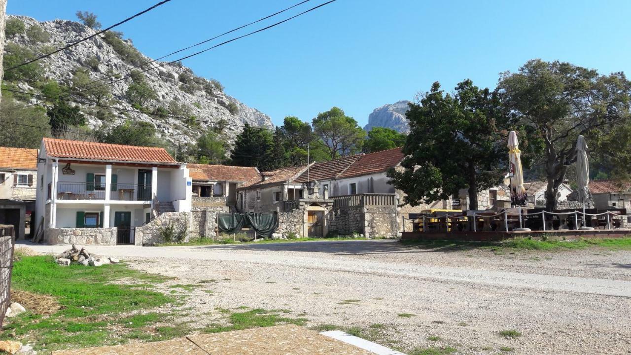 Holiday Home Paklenica Starigrad Paklenica Dış mekan fotoğraf